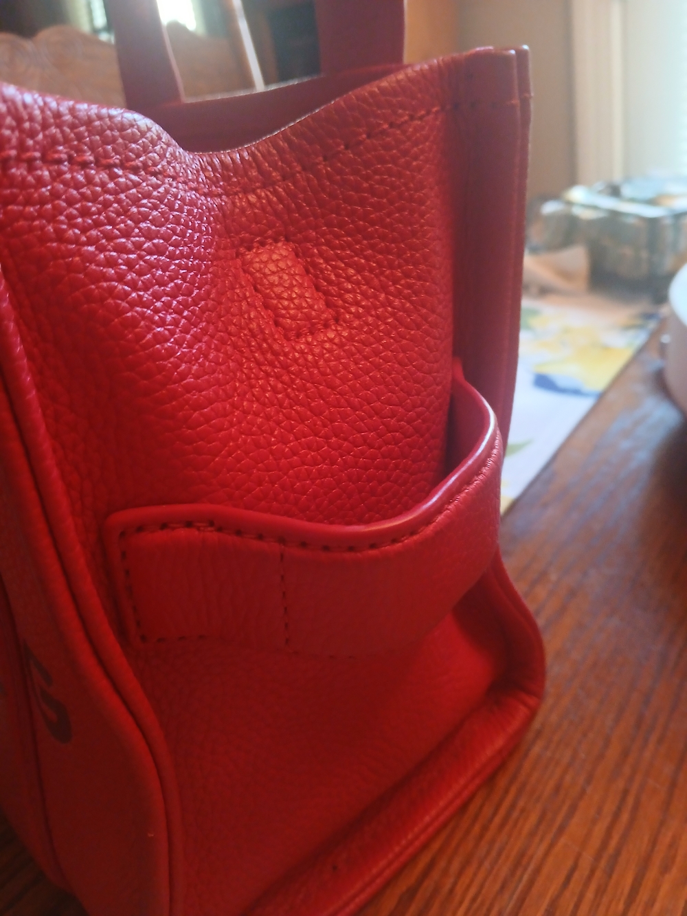 Marc Jacobs Coral Red Pebbled Leather The Tote Bag - Picture 2 of 6